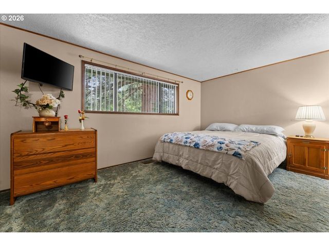 685 Sw 20TH Cir, Troutdale, OR 97060
