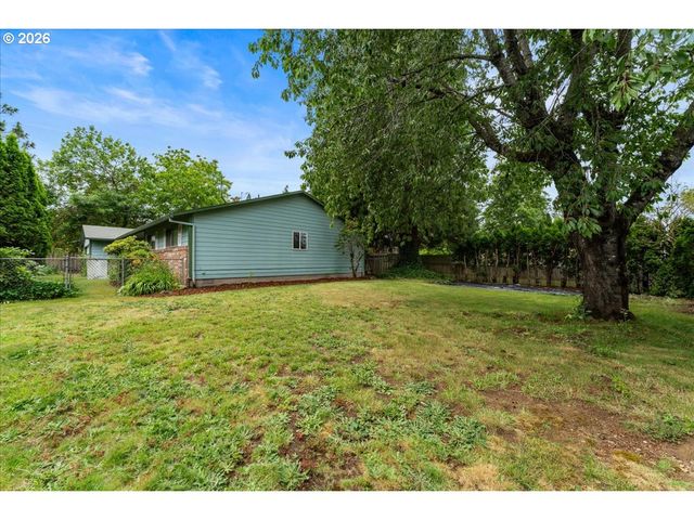 685 Sw 20TH Cir, Troutdale, OR 97060