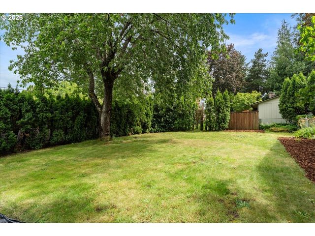 685 Sw 20TH Cir, Troutdale, OR 97060