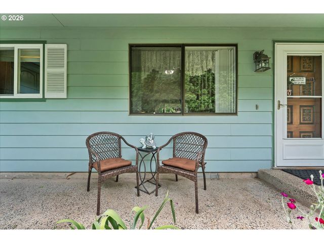 685 Sw 20TH Cir, Troutdale, OR 97060