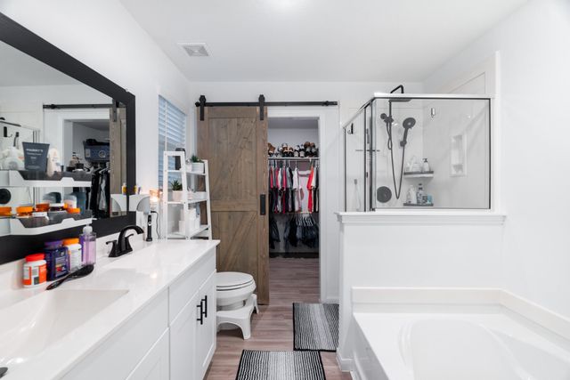 7309 Hobby Wind Ridge Drive, Houston, TX 77075