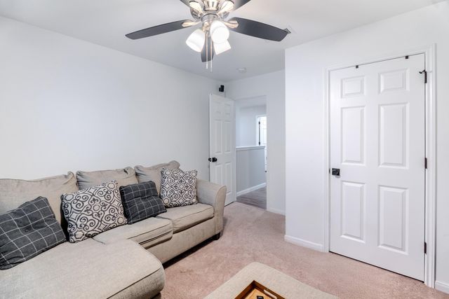 7309 Hobby Wind Ridge Drive, Houston, TX 77075