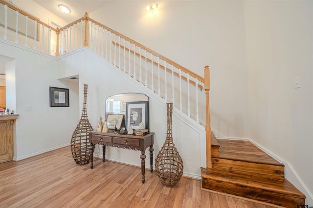 221 Butternut Glen, Holly Lake Ranch, TX 75765