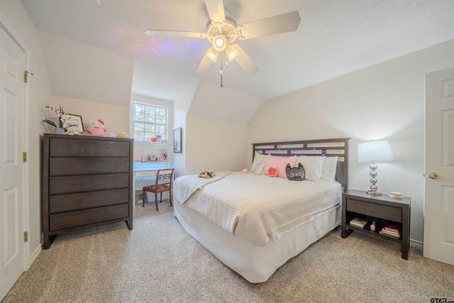 221 Butternut Glen, Holly Lake Ranch, TX 75765