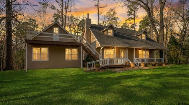 221 Butternut Glen, Holly Lake Ranch, TX 75765