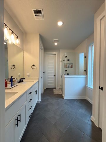 109 High Valley DR, Liberty Hill, TX 78642