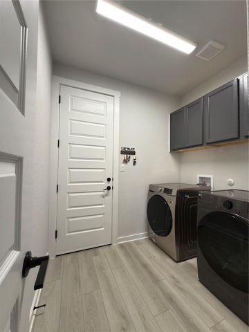 109 High Valley DR, Liberty Hill, TX 78642