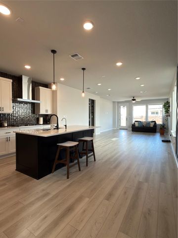 109 High Valley DR, Liberty Hill, TX 78642