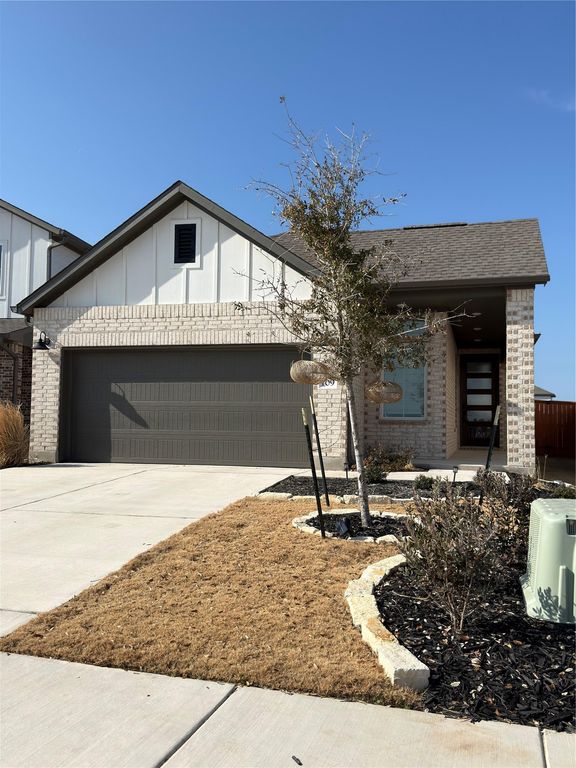 109 High Valley DR, Liberty Hill, TX 78642