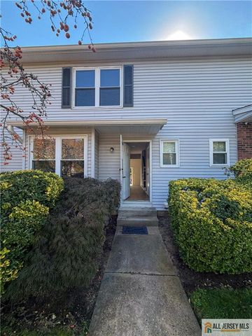 34 Deerfield Lane, Jamesburg, NJ 08831
