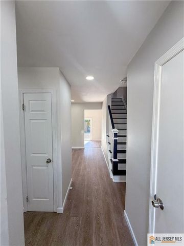 34 Deerfield Lane, Jamesburg, NJ 08831