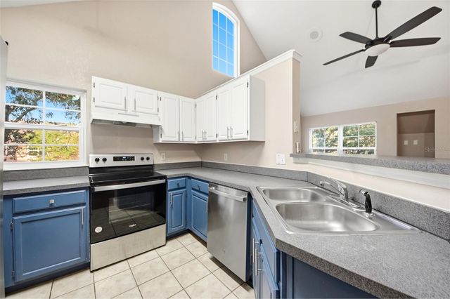 3364 WESTCHESTER SQUARE BOULEVARD 202, Orlando, FL 32835