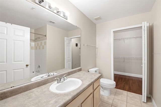 3364 WESTCHESTER SQUARE BOULEVARD 202, Orlando, FL 32835