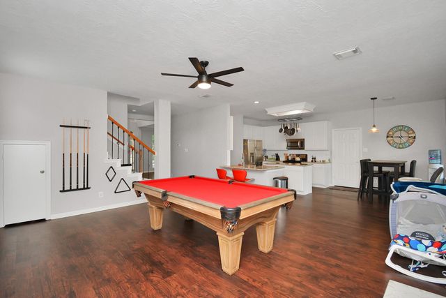 2322 Lord Nelson Drive, Seabrook, TX 77586