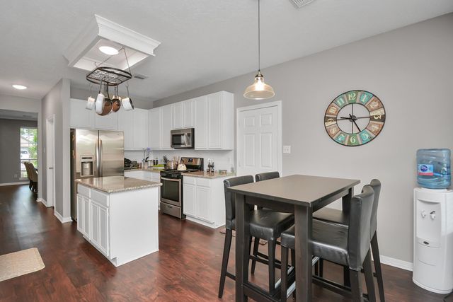 2322 Lord Nelson Drive, Seabrook, TX 77586