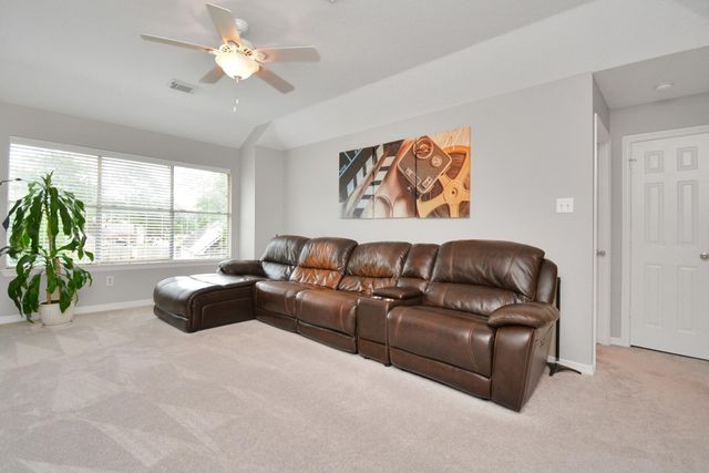 2322 Lord Nelson Drive, Seabrook, TX 77586