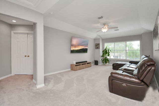 2322 Lord Nelson Drive, Seabrook, TX 77586