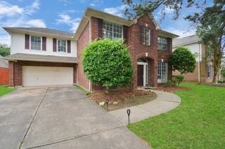 2322 Lord Nelson Drive, Seabrook, TX 77586