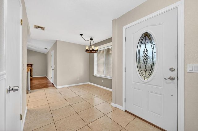 7801 Caber Way, Antelope, CA 95843