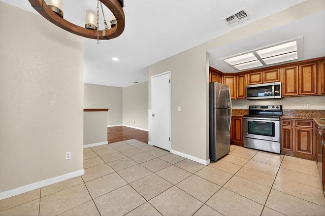 7801 Caber Way, Antelope, CA 95843