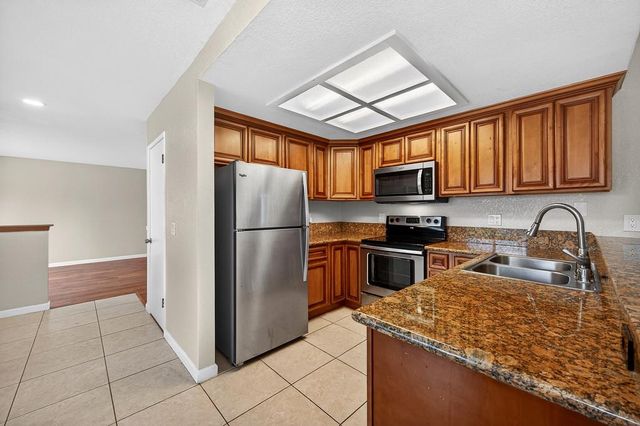 7801 Caber Way, Antelope, CA 95843