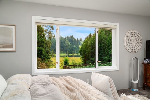 8826 E Meadow Lake Drive, Snohomish, WA 98290