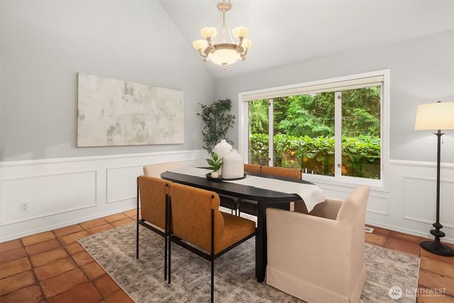 8826 E Meadow Lake Drive, Snohomish, WA 98290