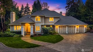 8826 E Meadow Lake Drive, Snohomish, WA 98290