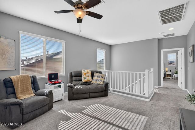 3876 E SOURWOOD Drive, Gilbert, AZ 85298