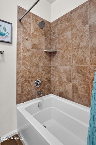 3876 E SOURWOOD Drive, Gilbert, AZ 85298