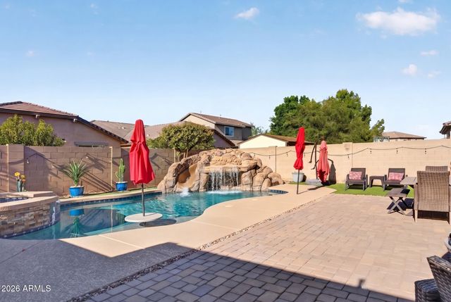 3876 E SOURWOOD Drive, Gilbert, AZ 85298
