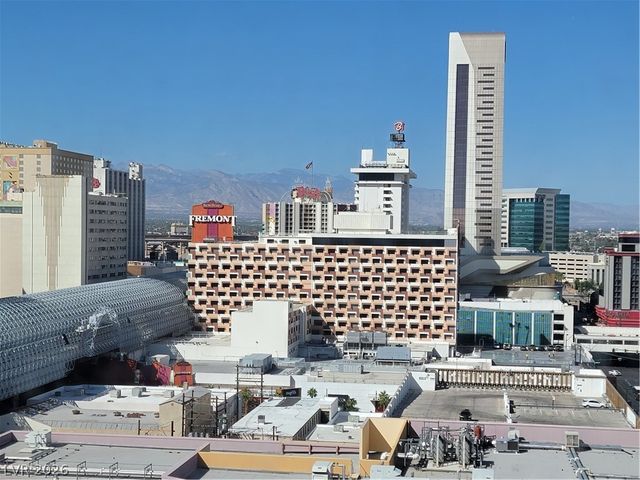 150 Las Vegas Boulevard 2202, Las Vegas, NV 89101