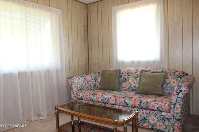 3601 Castlevale Rd 38, Yakima, WA 98902