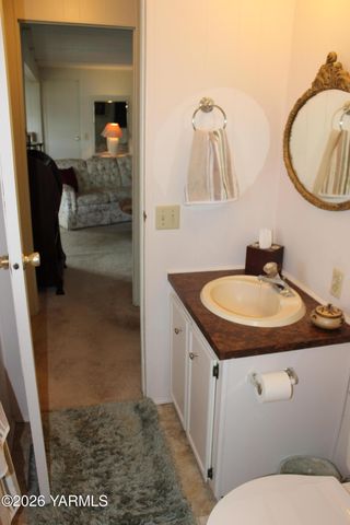 3601 Castlevale Rd 38, Yakima, WA 98902