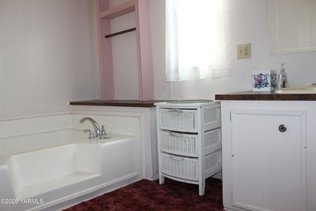 3601 Castlevale Rd 38, Yakima, WA 98902