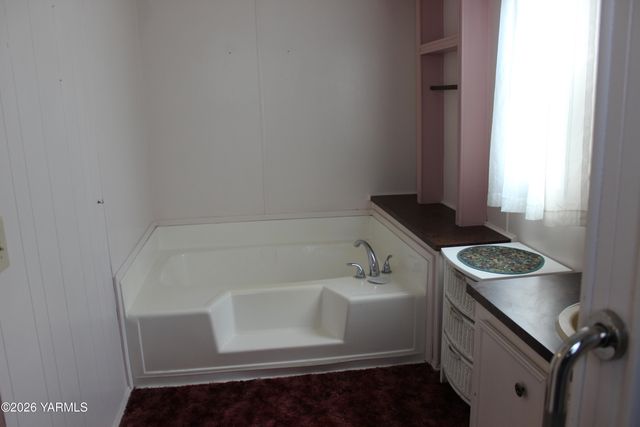 3601 Castlevale Rd 38, Yakima, WA 98902