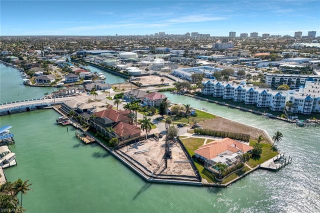 1231 Redwood CT, Marco Island, FL 34145