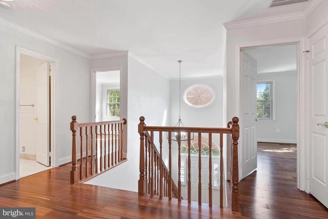 10127 CRESTBERRY PL, Bethesda, MD 20817