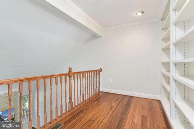 10127 CRESTBERRY PL, Bethesda, MD 20817