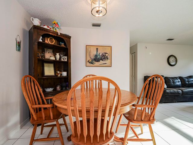 113 Larchmont Terrace, Sebastian, FL 32958