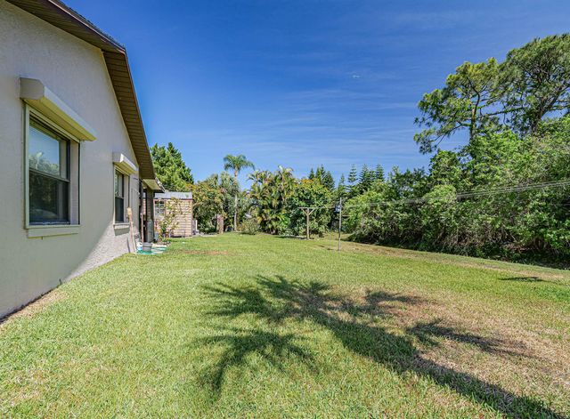 113 Larchmont Terrace, Sebastian, FL 32958