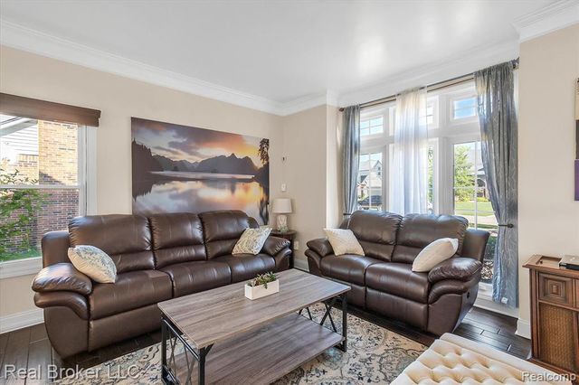 45169 Middlebury Lane, Canton, MI 48188