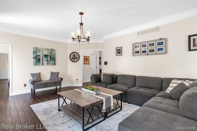 45169 Middlebury Lane, Canton, MI 48188