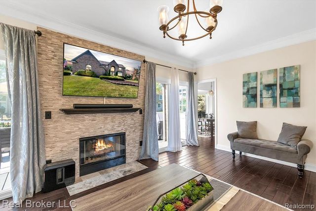 45169 Middlebury Lane, Canton, MI 48188