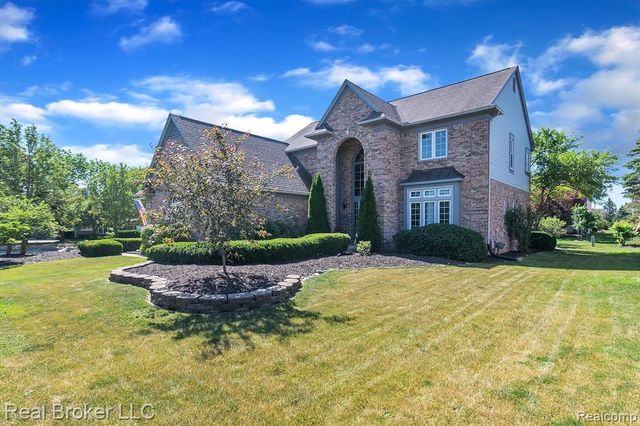 45169 Middlebury Lane, Canton, MI 48188