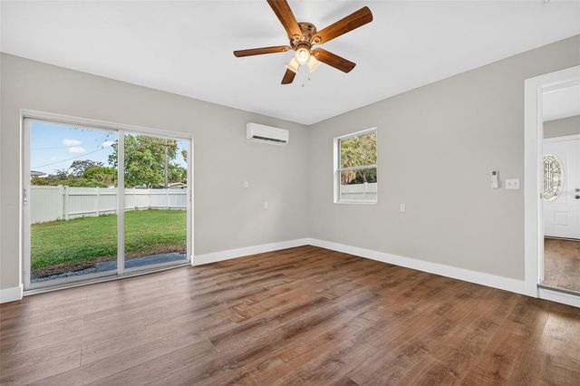 801 67TH STREET S, St Petersburg, FL 33707