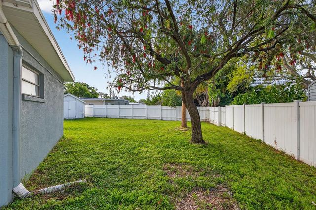 801 67TH STREET S, St Petersburg, FL 33707