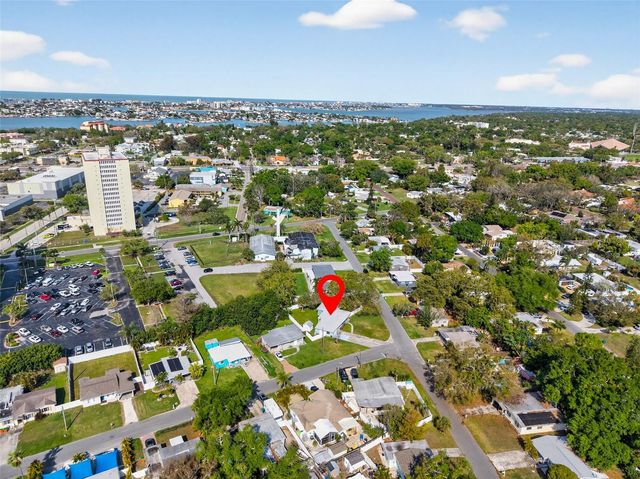 801 67TH STREET S, St Petersburg, FL 33707