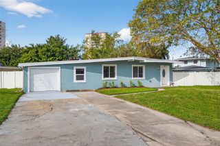 801 67TH STREET S, St Petersburg, FL 33707