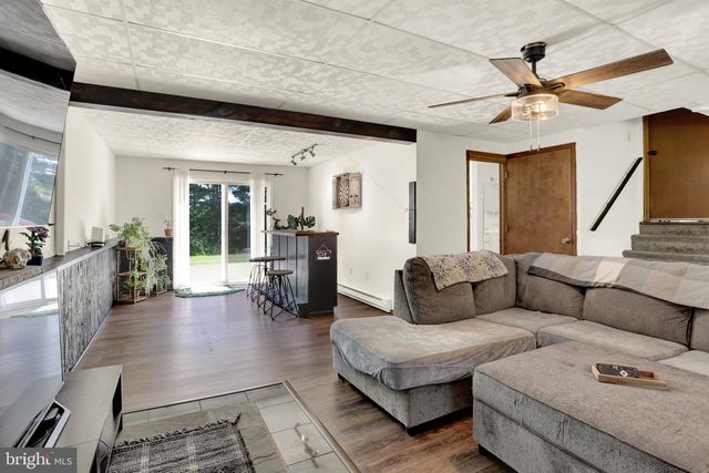 133 RONNIE LN, Halifax, PA 17032